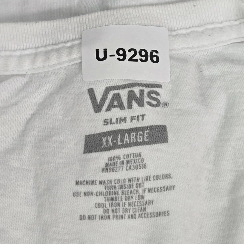 Vans Men Shirt X-LARGE White Cherry‎ Heart Chest Graphic Embroidery Slim Varsity